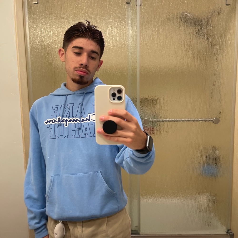 Meet your Posher, Luis